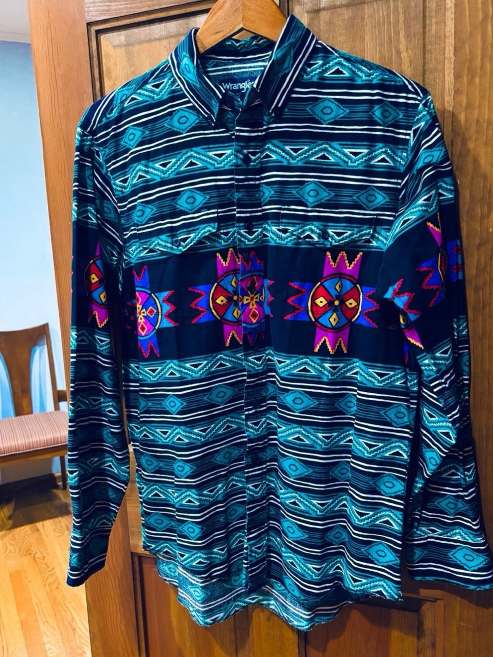 Vintage 90’s Wrangler Aztec Print Brushpopper Western Shirt